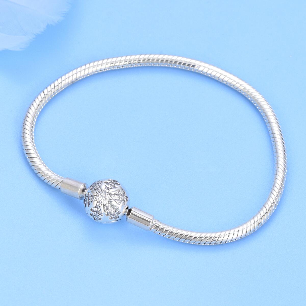 Pulseira Para Berloque com Fecho Esférico Cravejado