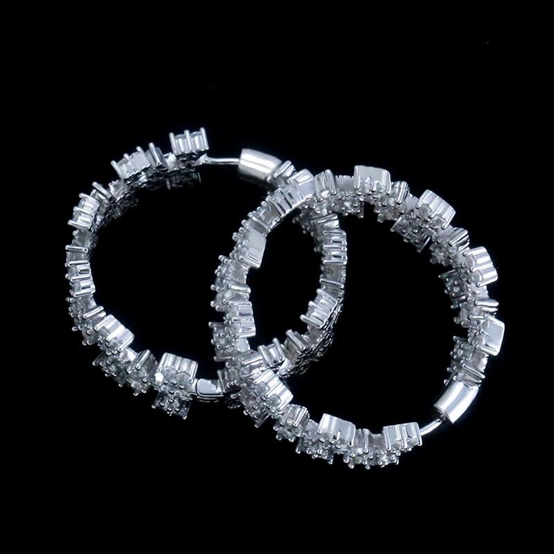 Brinco Argola Triângulos Cravejados