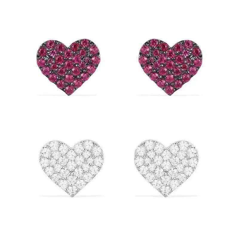 Brinco Coração Mini Cravejado