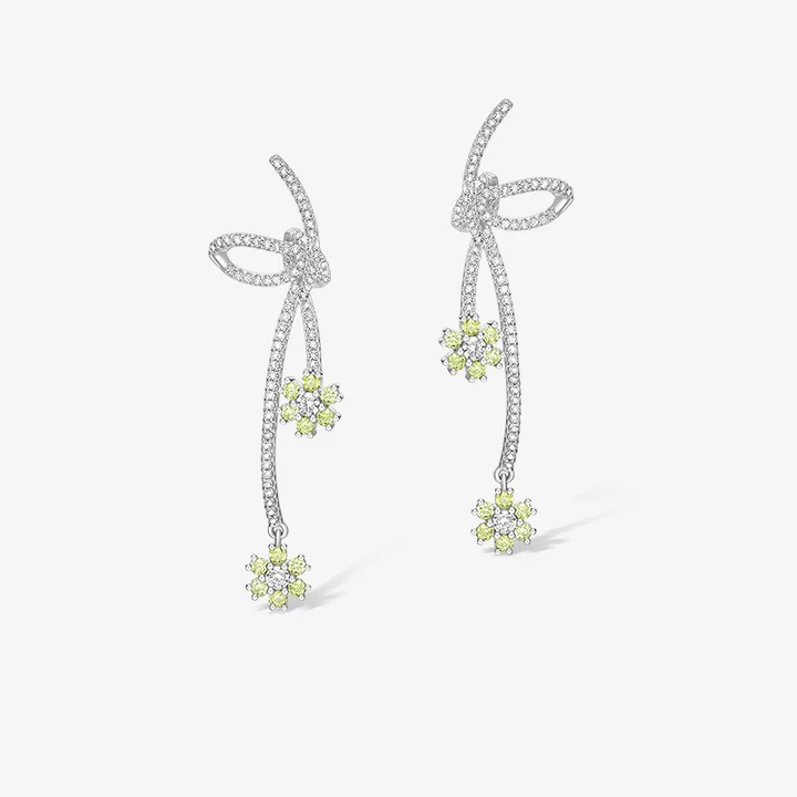 Brinco Laço com Flores em Zircônias