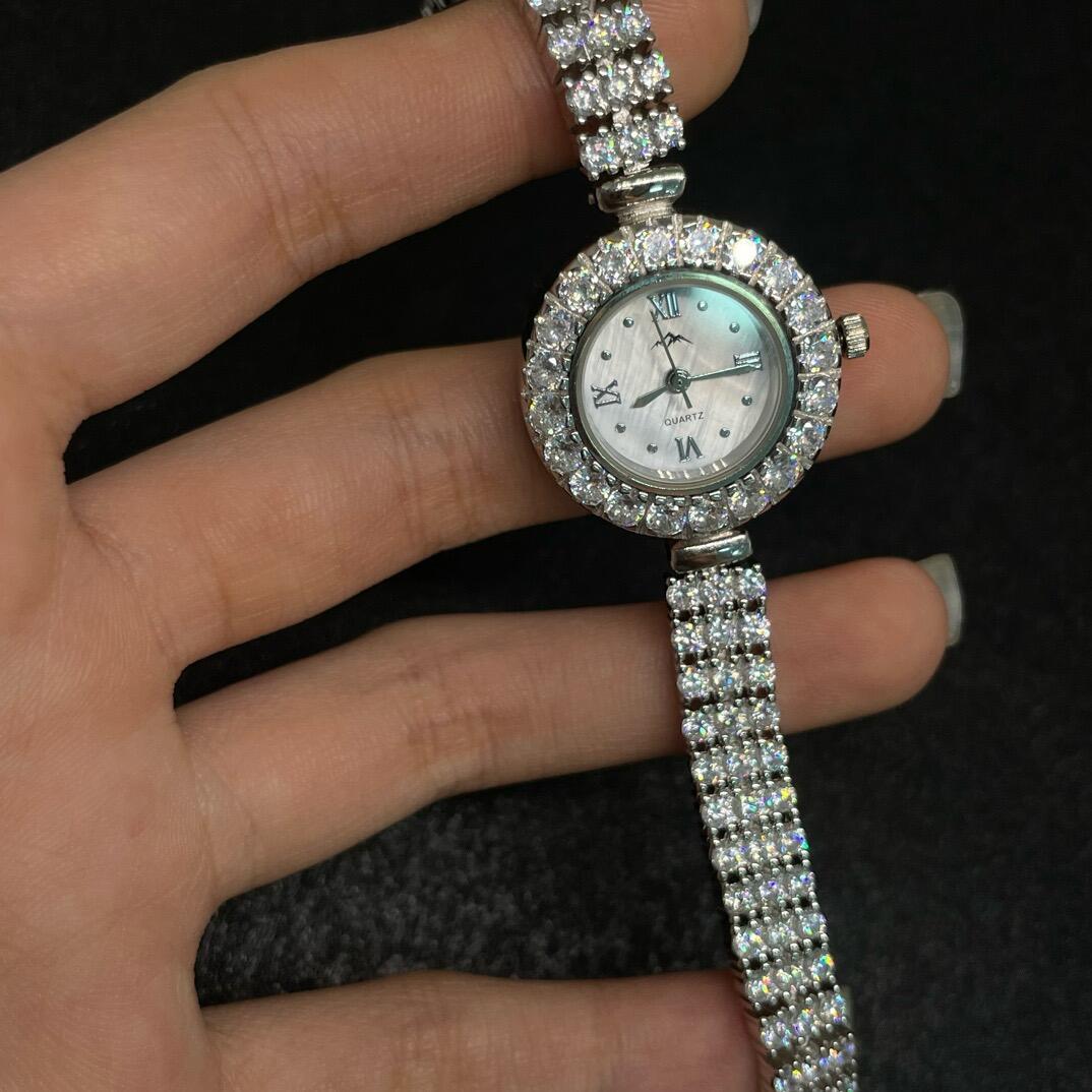 Relógio Imperial Cravejado