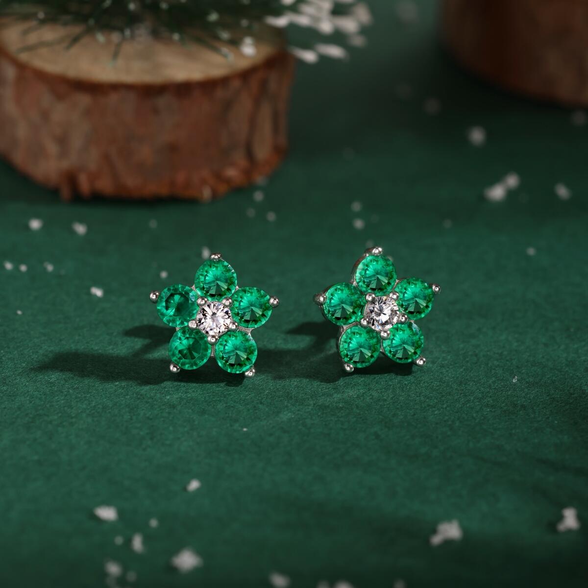 Brinco Flor Cravejada