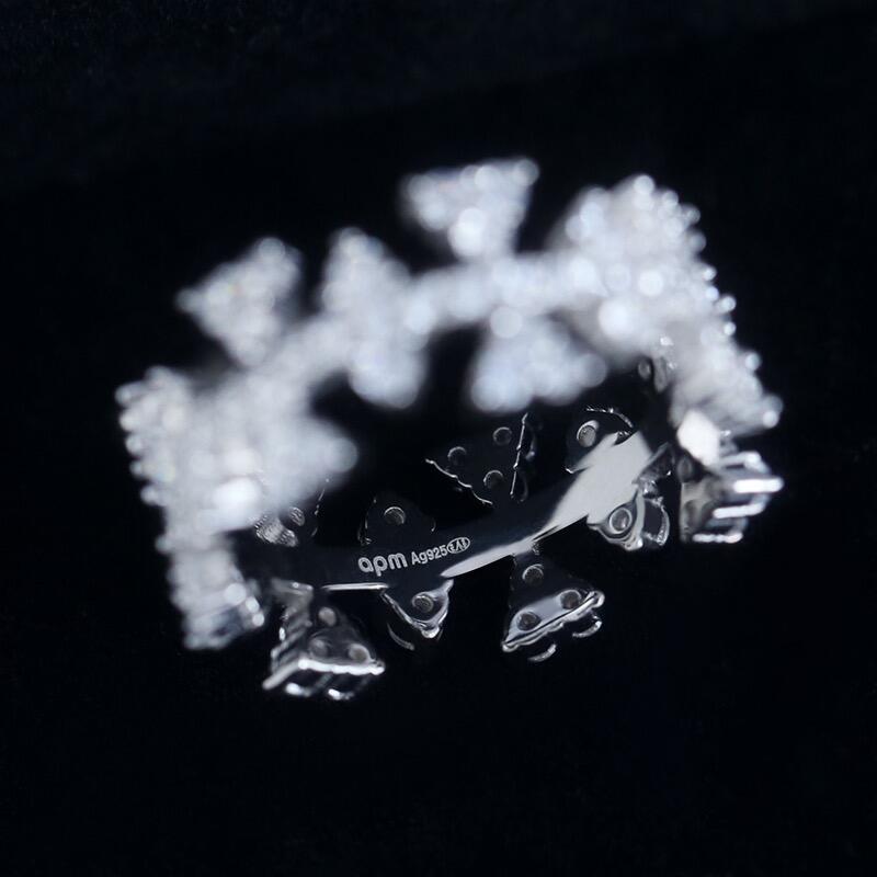 Anel Largo Geométrico Cravejado