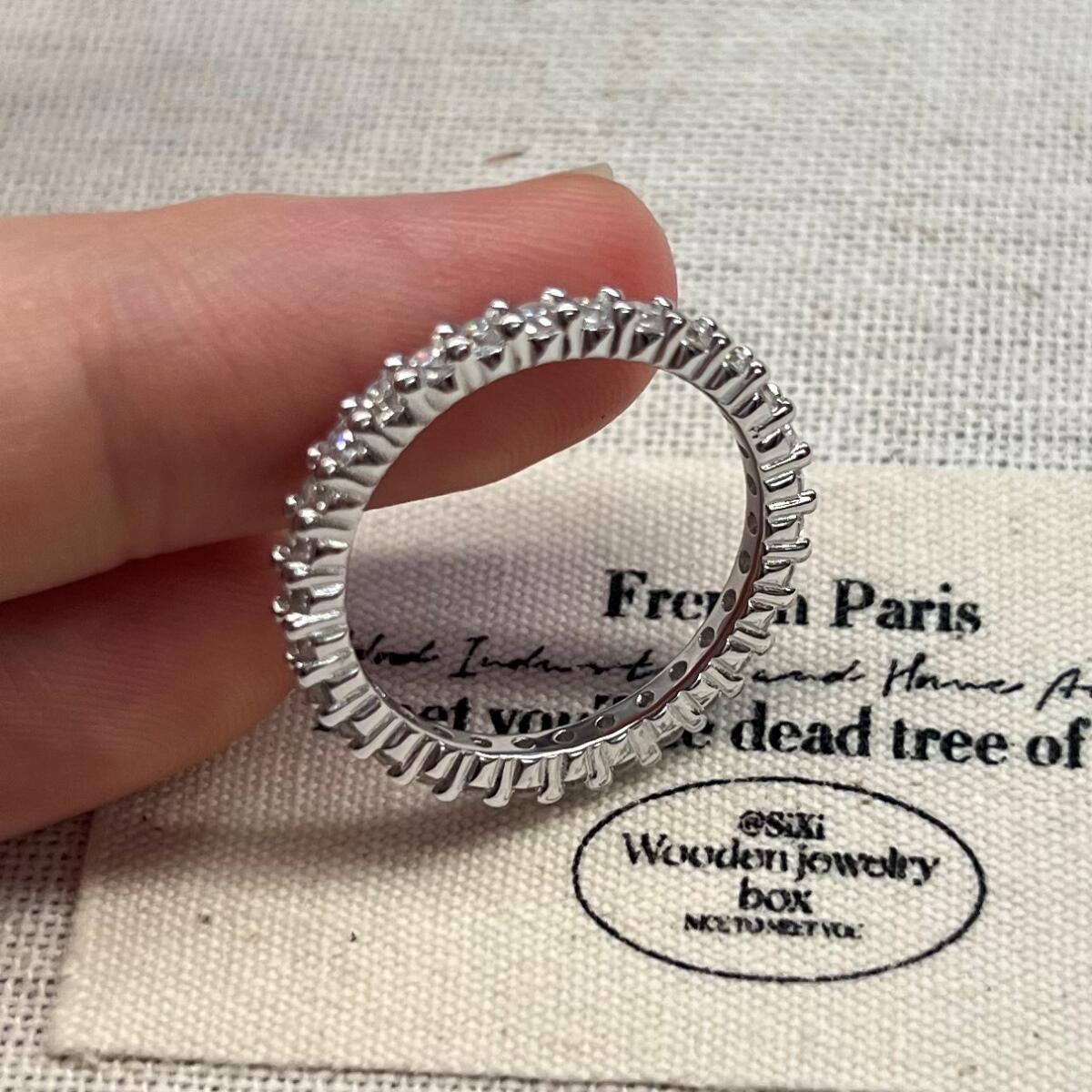 Anel Aparador Pedras Redondas 2mm