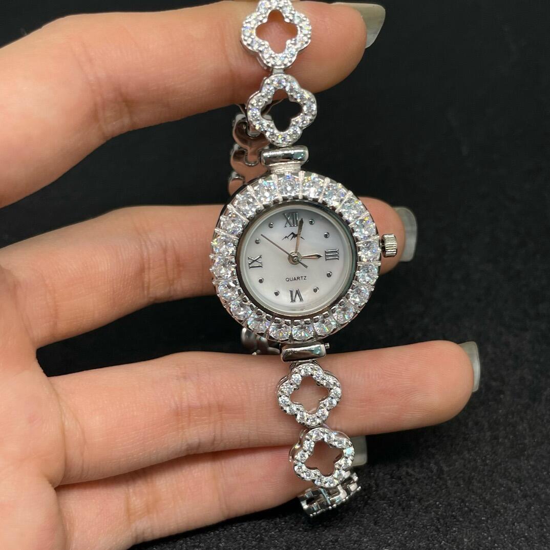 Relógio Florence Cravejado