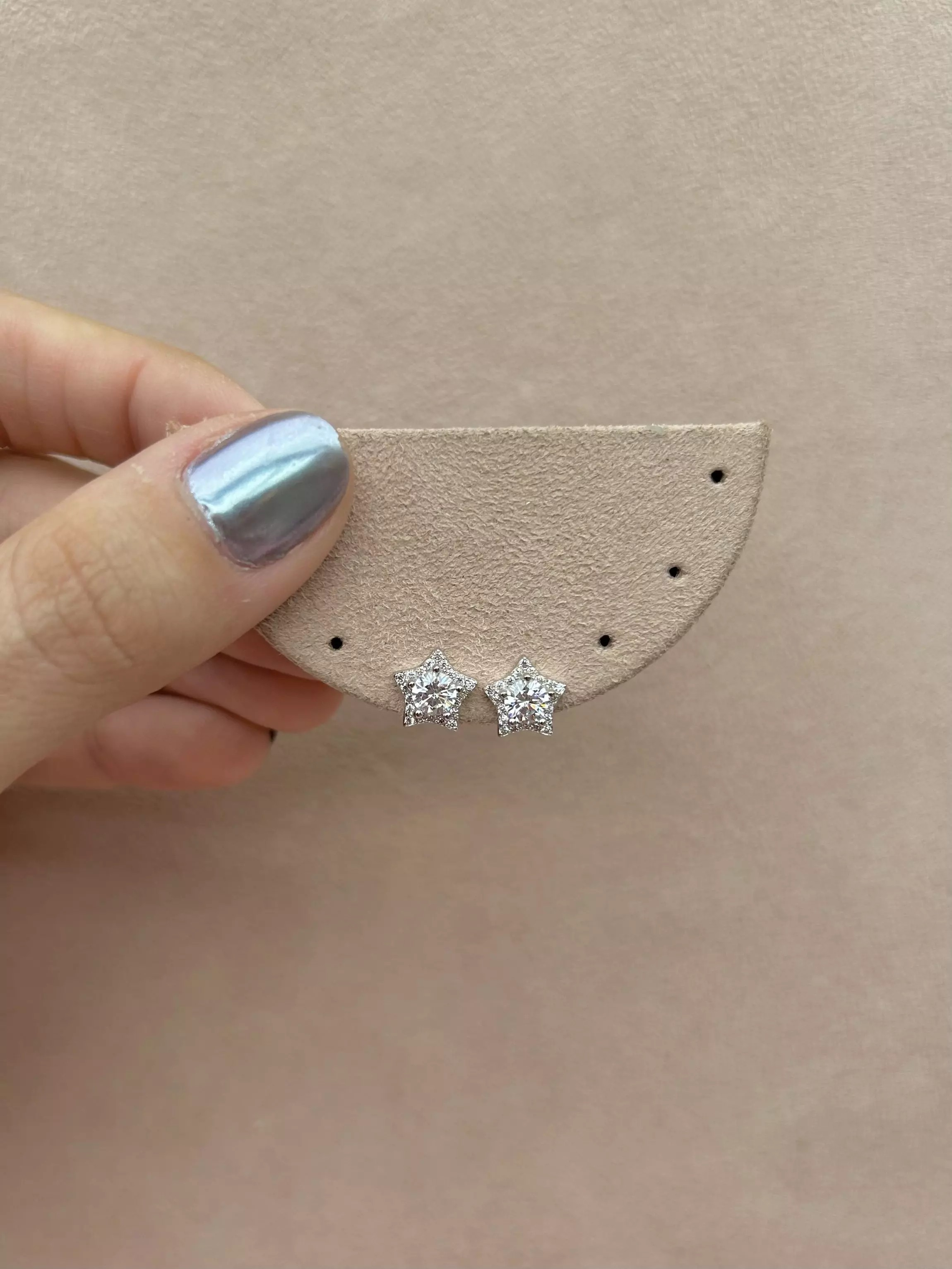 Brinco Estrela Cravejada Cores